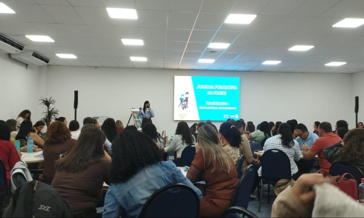 Formação do Proeti fortalece modelo pedagógico orientador nas Escolas do município