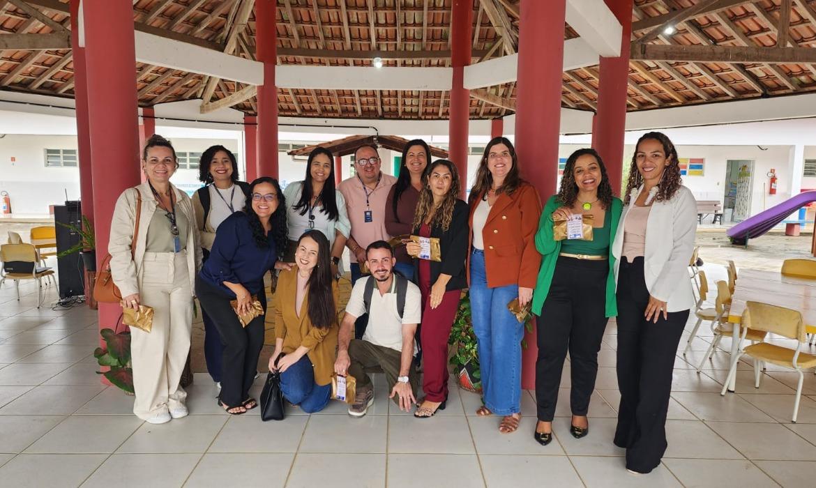 Setor da Educação Especial Inclusiva de Aracruz apresenta suas ações, estratégias e organizações à equipe técnica da Secretaria de Educação de Vitória