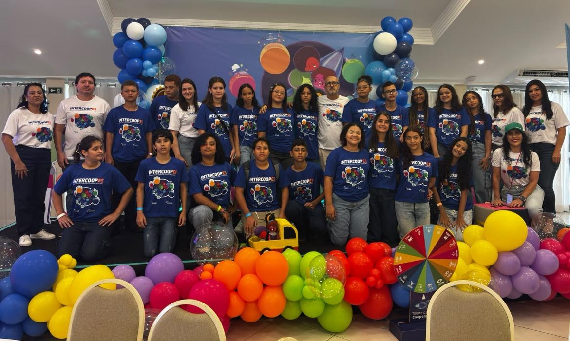 Encontro anual das Cooperativas Escolares do Espírito Santo fomenta a ampliação de oportunidades e de aprendizado para crianças e adolescentes
