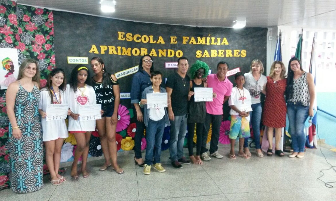 Projeto Comunidade de Leitores e Consciência Negra tem seu desfecho no CMEB José Mambrini