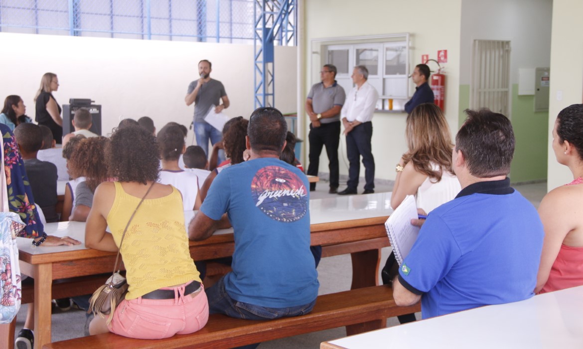 Comunidade recebe a reforma e ampliação da escola Zenília Varzem Ribeiro
