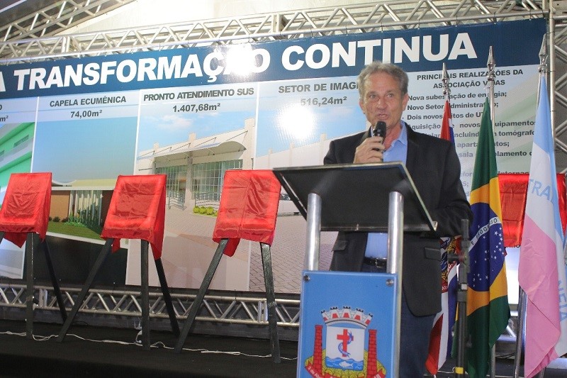 Prefeito Jones Cavaglieri participa do lançamento da Pedra Fundamental de obras do Hospital Maternidade São Camilo